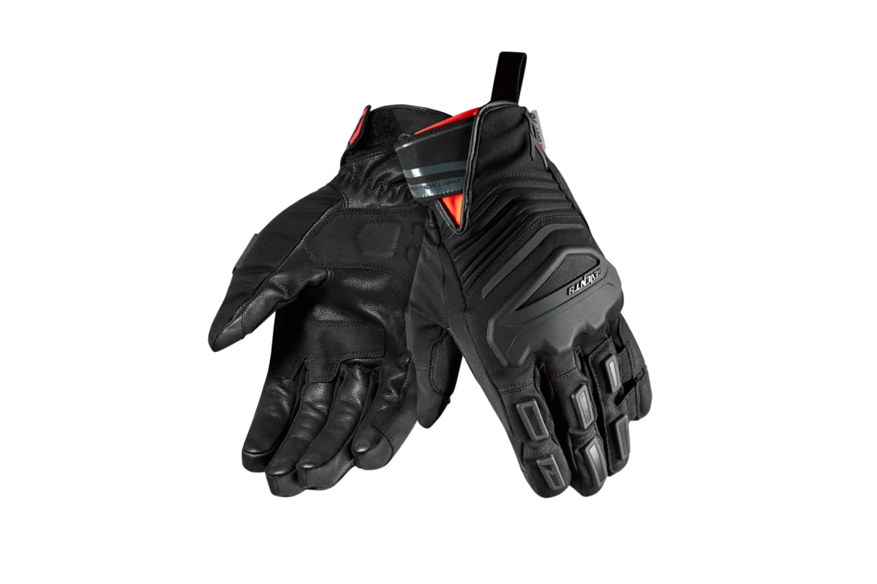 SD-T13 Aspen Light - Negro/Rojo