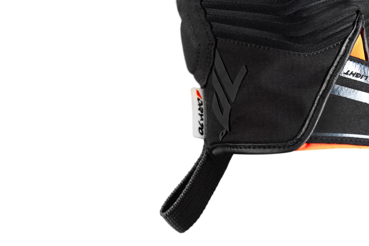 SD-T13 Aspen Light - Negro/Rojo - Image 13